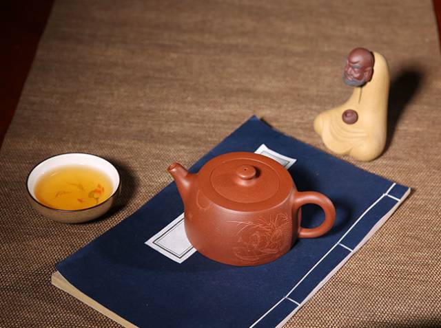 该怎么样去冲泡茶叶，选择喝什么茶，配什么壶？(收藏）