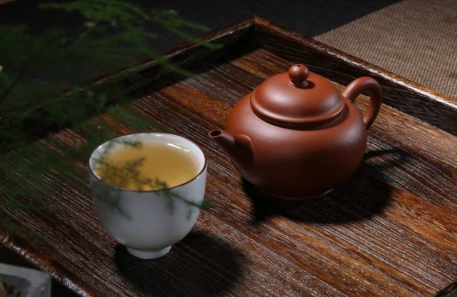 该怎么样去冲泡茶叶，选择喝什么茶，配什么壶？(收藏）