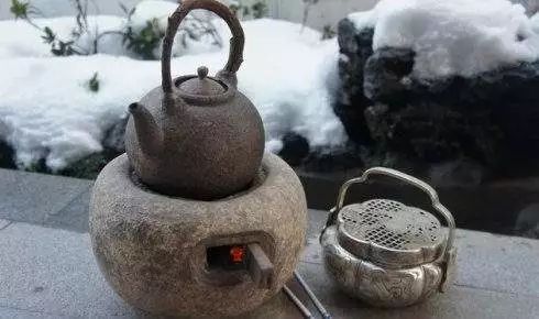 寒冷的冬天，你是选择煮茶还是泡茶