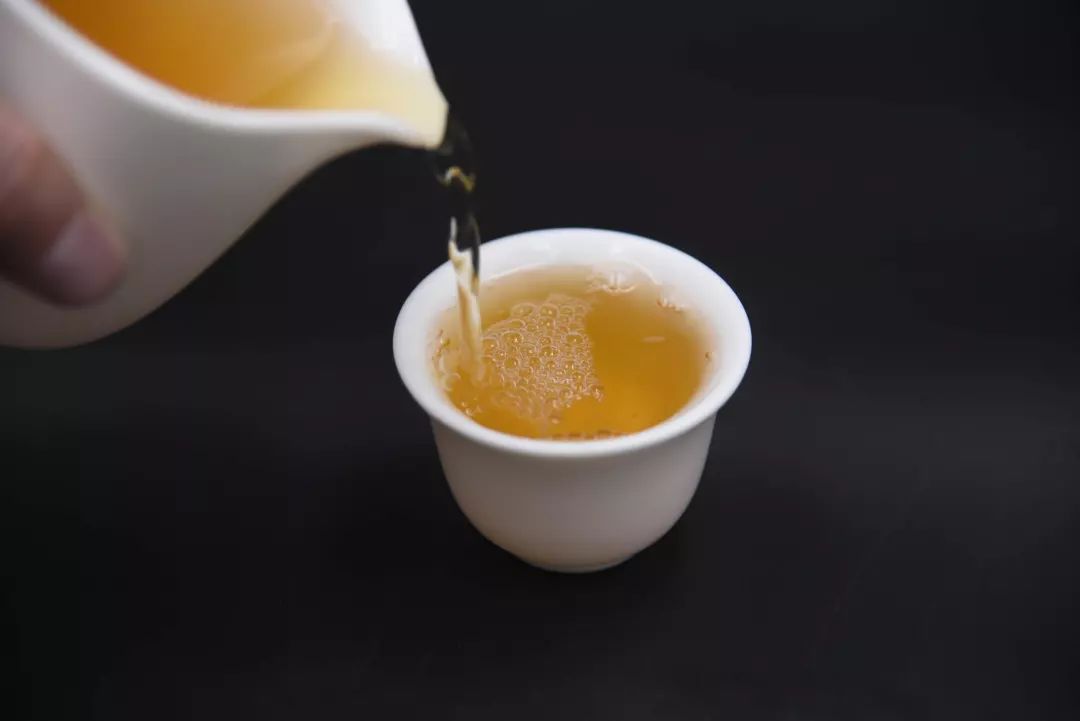 茶识‖泡茶水温与茶汤口感有什么关系？
