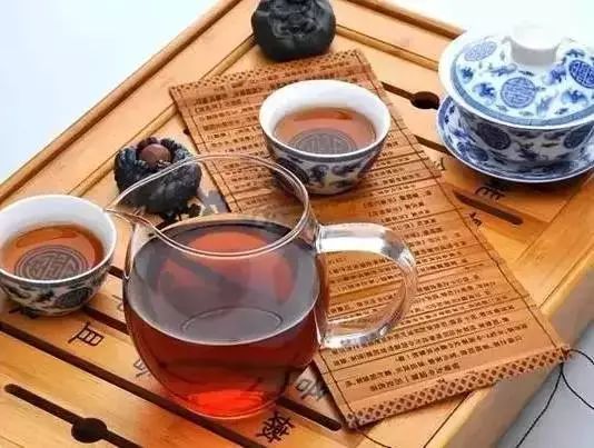茶的抗氧化作用，多喝茶可以有效地防止皮肤衰老