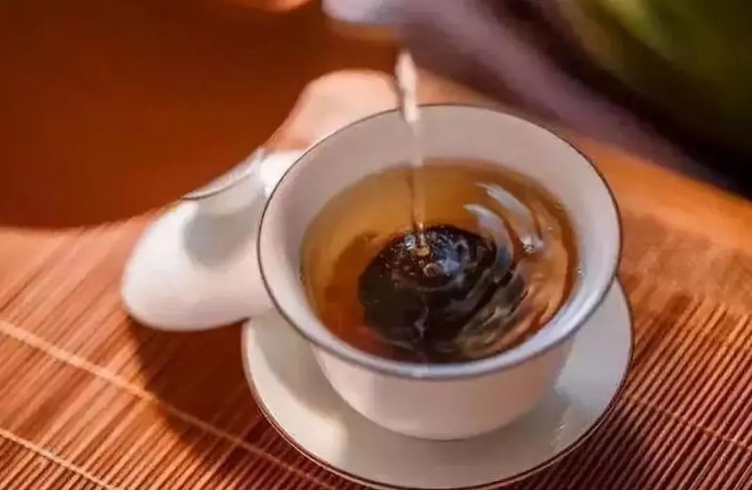 关于茶的功效：雾霾天气来了，小青柑喝起！