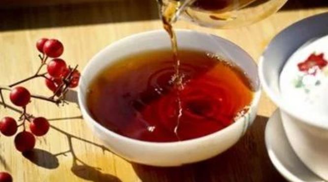 茶叶有哪些功效？喝茶对肠胃竟然有这么大影响