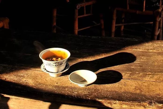 茶要收藏多久才配叫“老茶”？