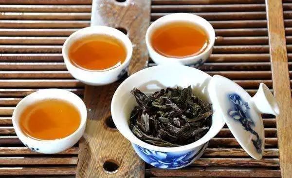 关于茶知识丨岩茶适合长期收藏吗