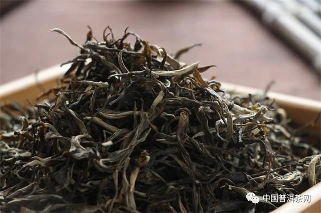 关于茶文化：手工茶和机制茶，哪种茶更好？丨知识