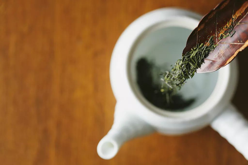 5种严重伤胃的喝茶习惯,你中招了吗？