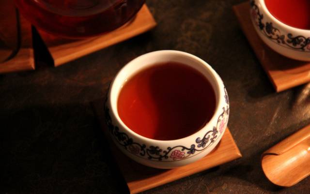 冬季喝茶的9大禁忌，文玩人赶紧看看！