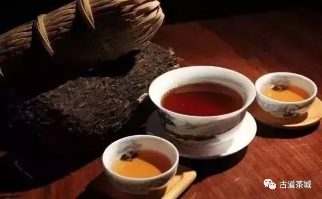 古道茶城|什么年纪喝什么茶，千万别喝错了