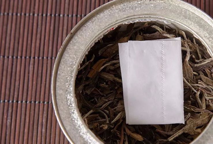 香精茶怎么分辨？一张纸巾就可以！