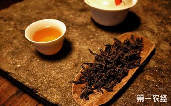 武夷岩茶能晚上喝吗？晚上喝茶对身体有害吗？