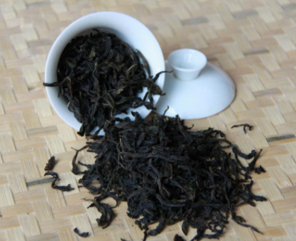 武夷岩茶是红茶吗？还是绿茶？