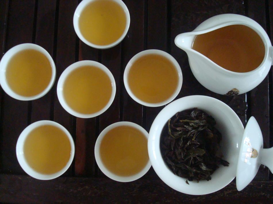 如何品鉴大红袍茶叶？