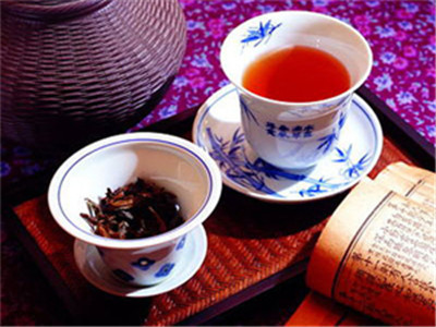 云南滇红茶是什么茶呢？