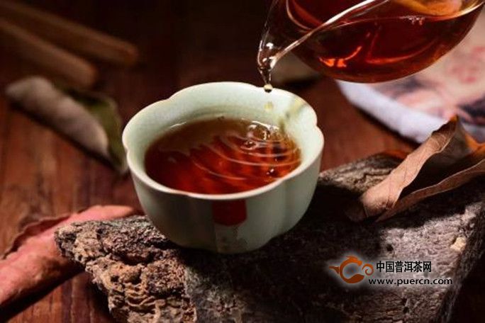 喝古树滇红茶有什么作用吗