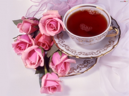 玫瑰花茶的副作用：三类人群要少喝
