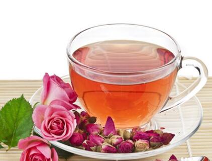 适合女性饮用的玫瑰花茶功效与作用介绍