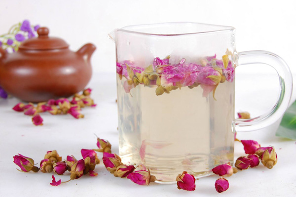 玫瑰花茶有什么功效喝玫瑰花茶有祛斑效果吗