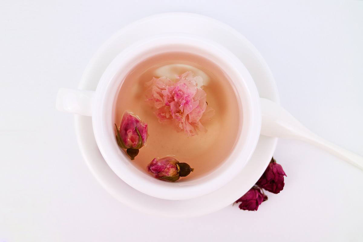 玫瑰花茶能治痛经吗用多少度的热水冲泡冲泡中注意什么