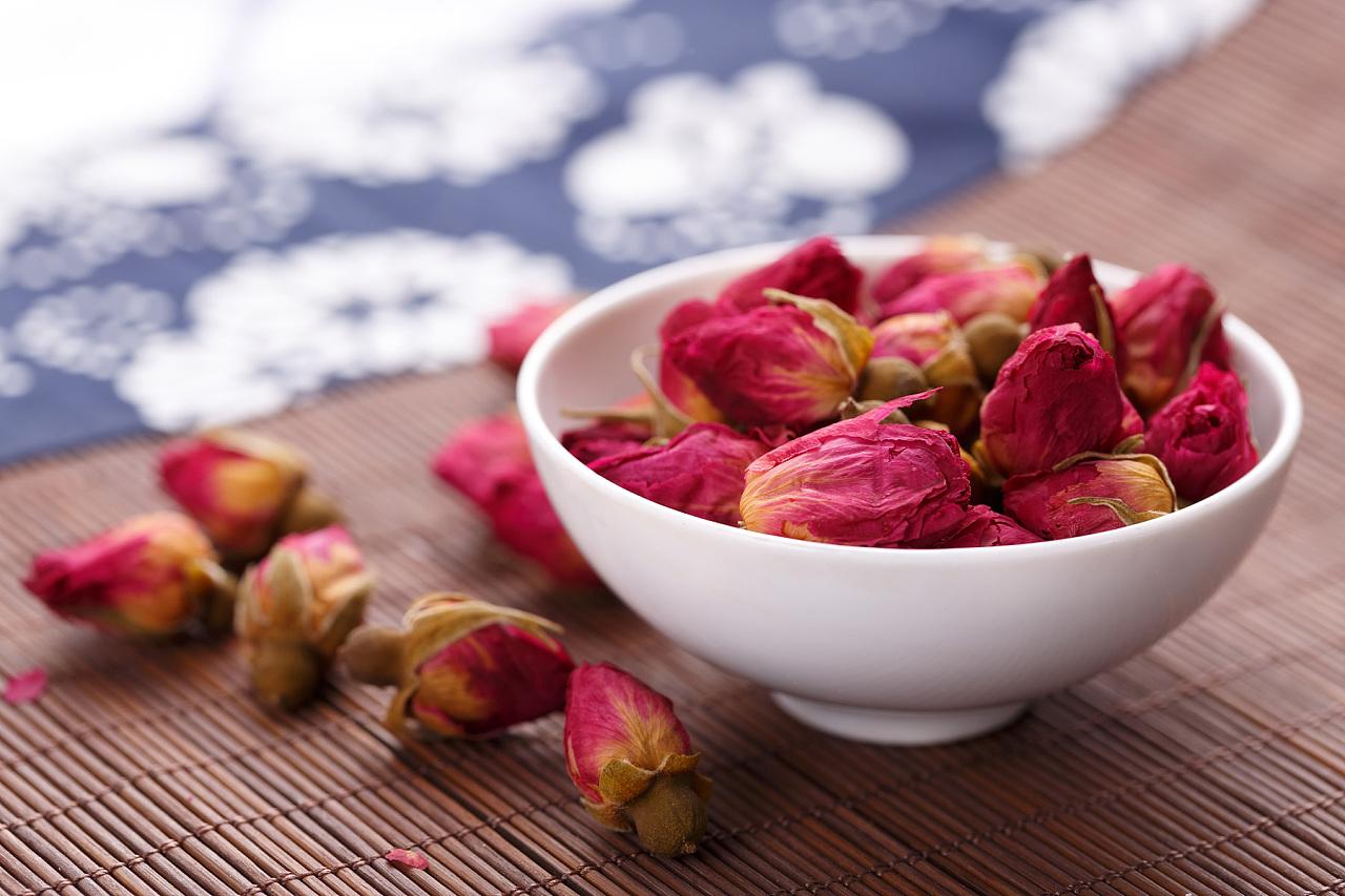 玫瑰花茶是花好还是花骨朵好什么时候喝最好保质期是多久