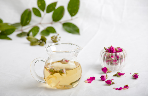 玫瑰花茶减肥效果好吗玫瑰花茶和什么搭配减肥效果会更好