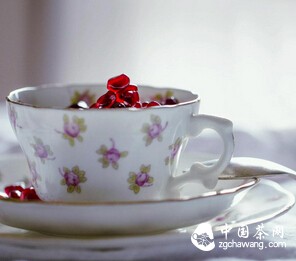 玫瑰花茶到底能减肥吗？