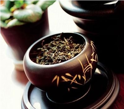 正宗的西湖龙井茶能保存多长时间？