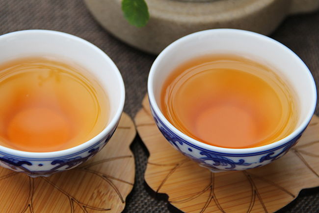 解读冬季女人喝红茶的四大好处与功效