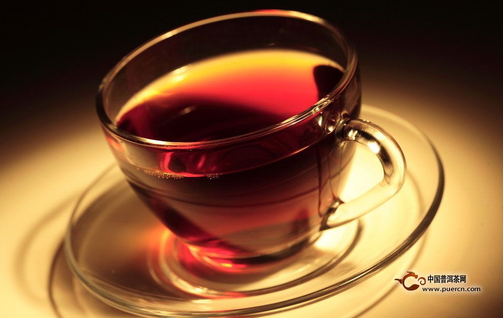 怎样鉴别红茶的质量？
