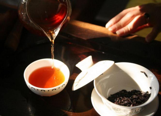 茶叶的区分怎么区分普洱茶熟茶和红茶