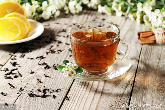 红茶和绿茶，对人体的作用存在这些差异，根据自身需求作
