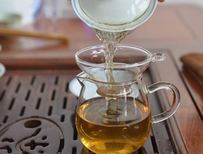 红茶的区别：工夫红茶与小种红茶的比较