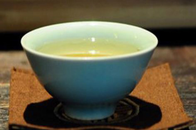 每日饭后饮用一杯红茶能降低餐后血糖