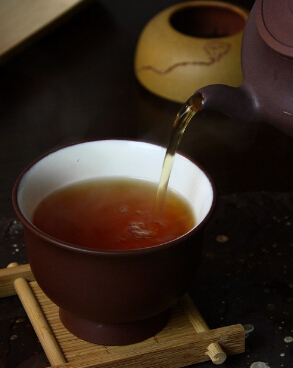 红茶的好处红茶可以减少中风预防流感