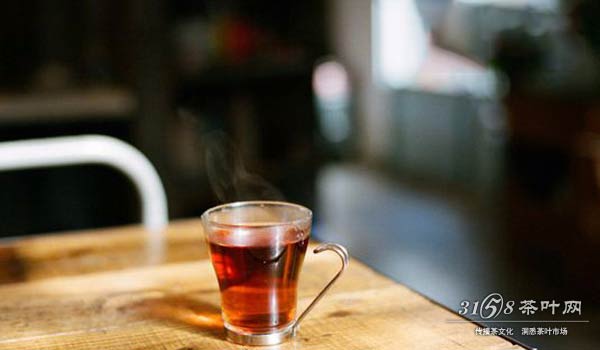 喝红茶会上火吗夏天喝红茶能止渴消暑吗