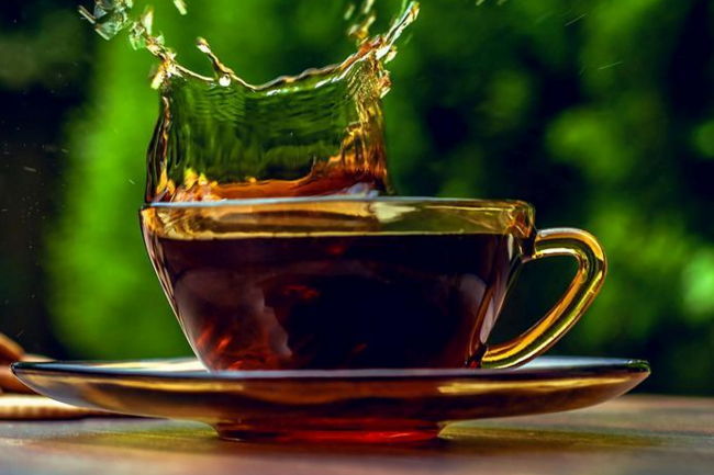 喝茶能减肥红茶和绿茶哪个减肥效果好