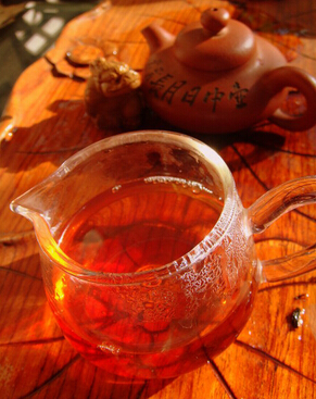 养生茶配方菊花红茶的泡法和功效