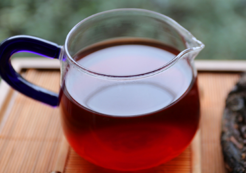 普洱茶是红茶还是绿茶生茶好还是熟茶好