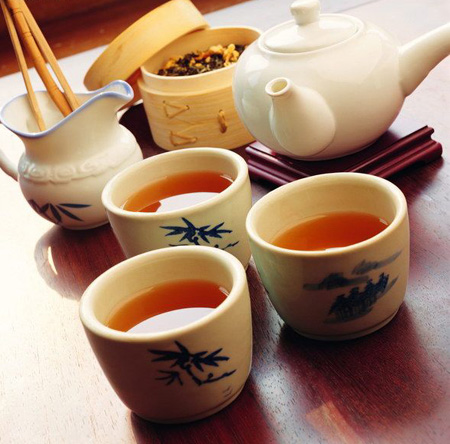 红茶有什么功效与禁忌？喝红茶的好处和坏处