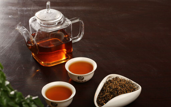 喝红茶还是绿茶好红茶和绿茶哪个更好喝
