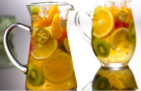 水果茶放什么水果最好？水果茶用红茶还是绿茶？