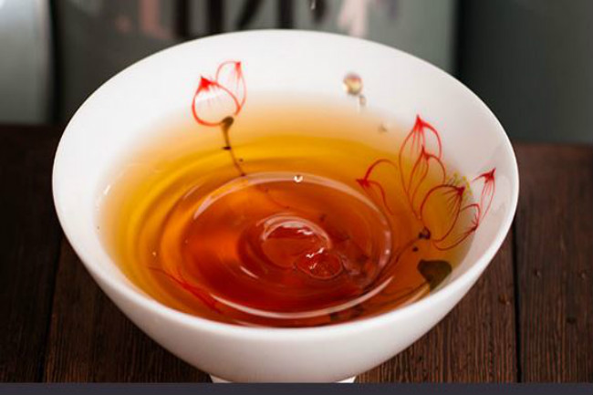 你知道要怎么样才能正确区分红茶绿茶吗