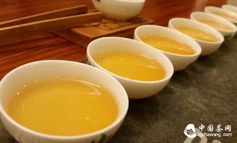 【学茶记】红茶审评常用术语——汤色、香气篇