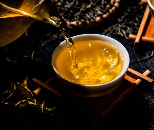绿茶红茶哪个好绿茶红茶的区别大分析