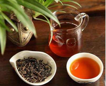 绿茶和红茶的区别你喜欢喝什么茶？