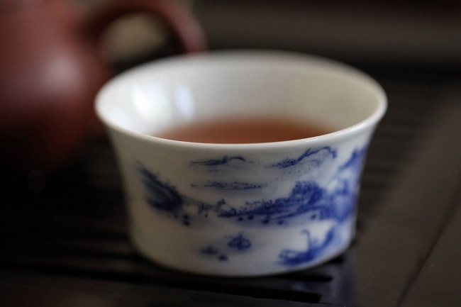 你知道普洱生茶的新茶与陈茶的区别吗