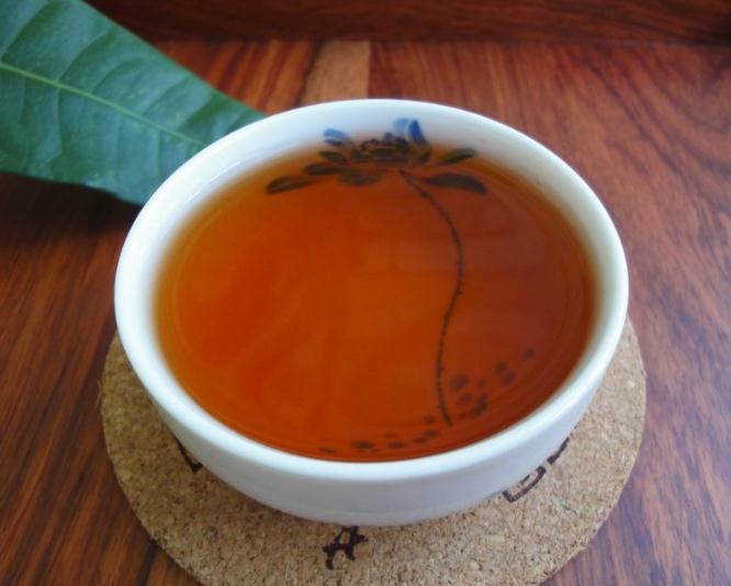 普洱茶文化：广云贡饼普洱熟茶的传承者