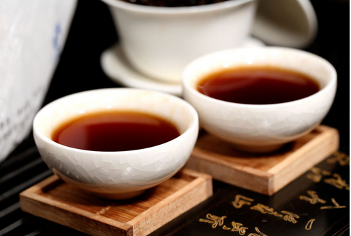 普洱熟茶好还是生茶好,普洱熟茶和生茶的区别及价格哪个贵
