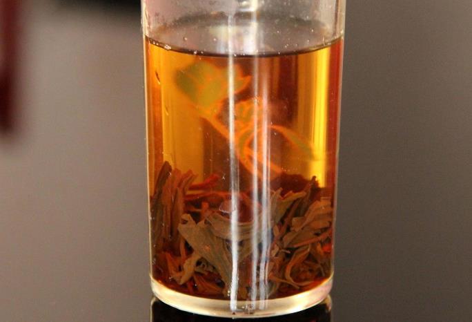 普洱茶功效：普洱是最好的天然中药配方