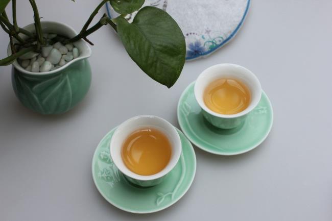 你知道那些有关于普洱茶的另类功效吗